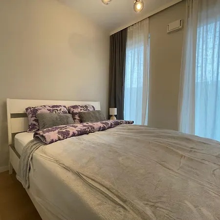 Apartmán Essence Lux Apartment, Free Parking, Self Check-in 24h *