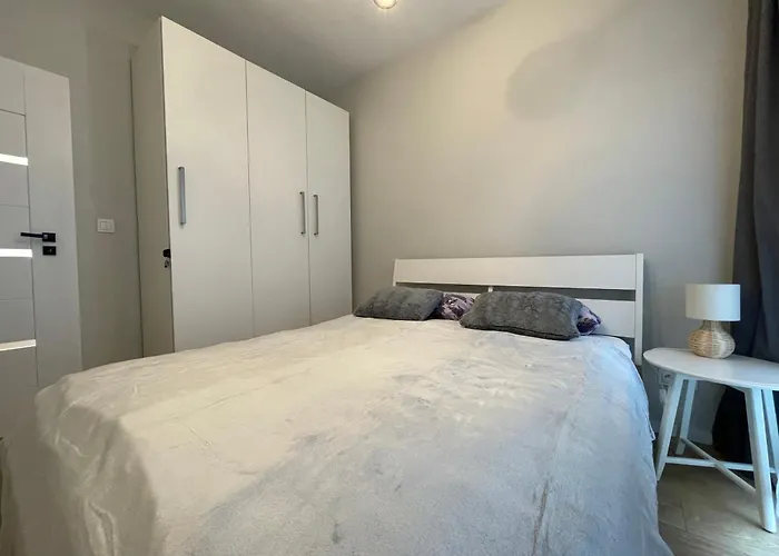 Essence Lux Apartment, Free Parking, Self Check-in 24h Poznan