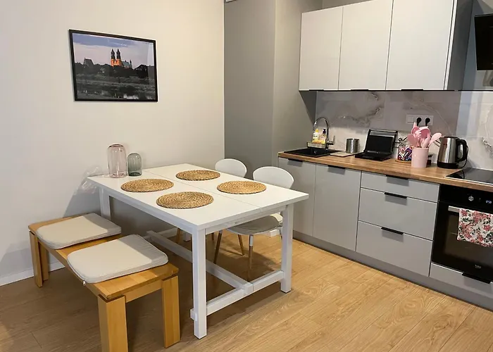 Apartment Essence Lux Apartment, Free Parking, Self Check-in 24h