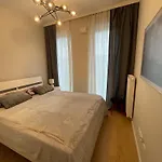 Essence Lux Apartment, Free Parking, Self Check-in 24h Apartment