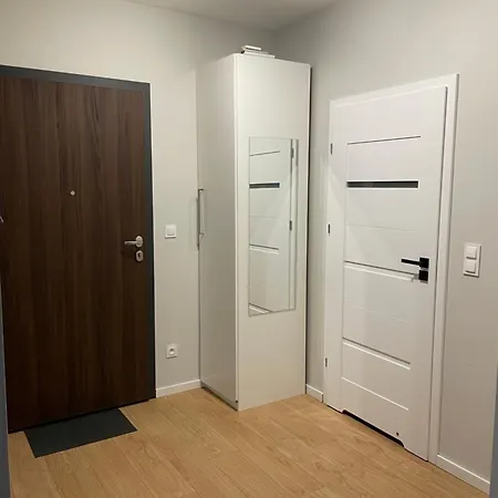 Essence Lux Apartment, Free Parking, Self Check-in 24h Appartement