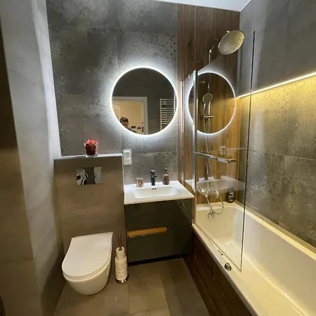 Essence Lux Apartment, Free Parking, Self Check-in 24h Познань