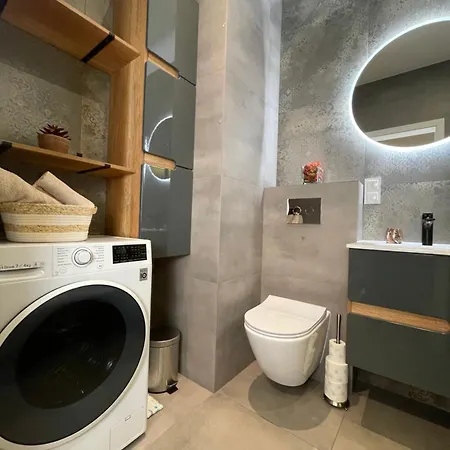 Essence Lux Apartment, Free Parking, Self Check-in 24h *