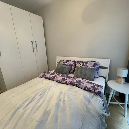 Essence Lux Apartment, Free Parking, Self Check-in 24h 아파트