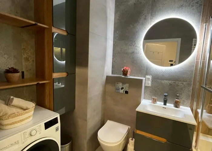 Апартаменти Essence Lux Apartment, Free Parking, Self Check-in 24h *